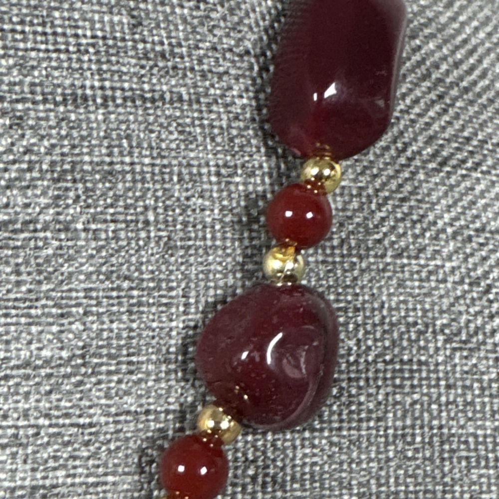 Goldtone Burgundy Acrylic Bead Necklace Handmade 19" - Picture 4 of 6